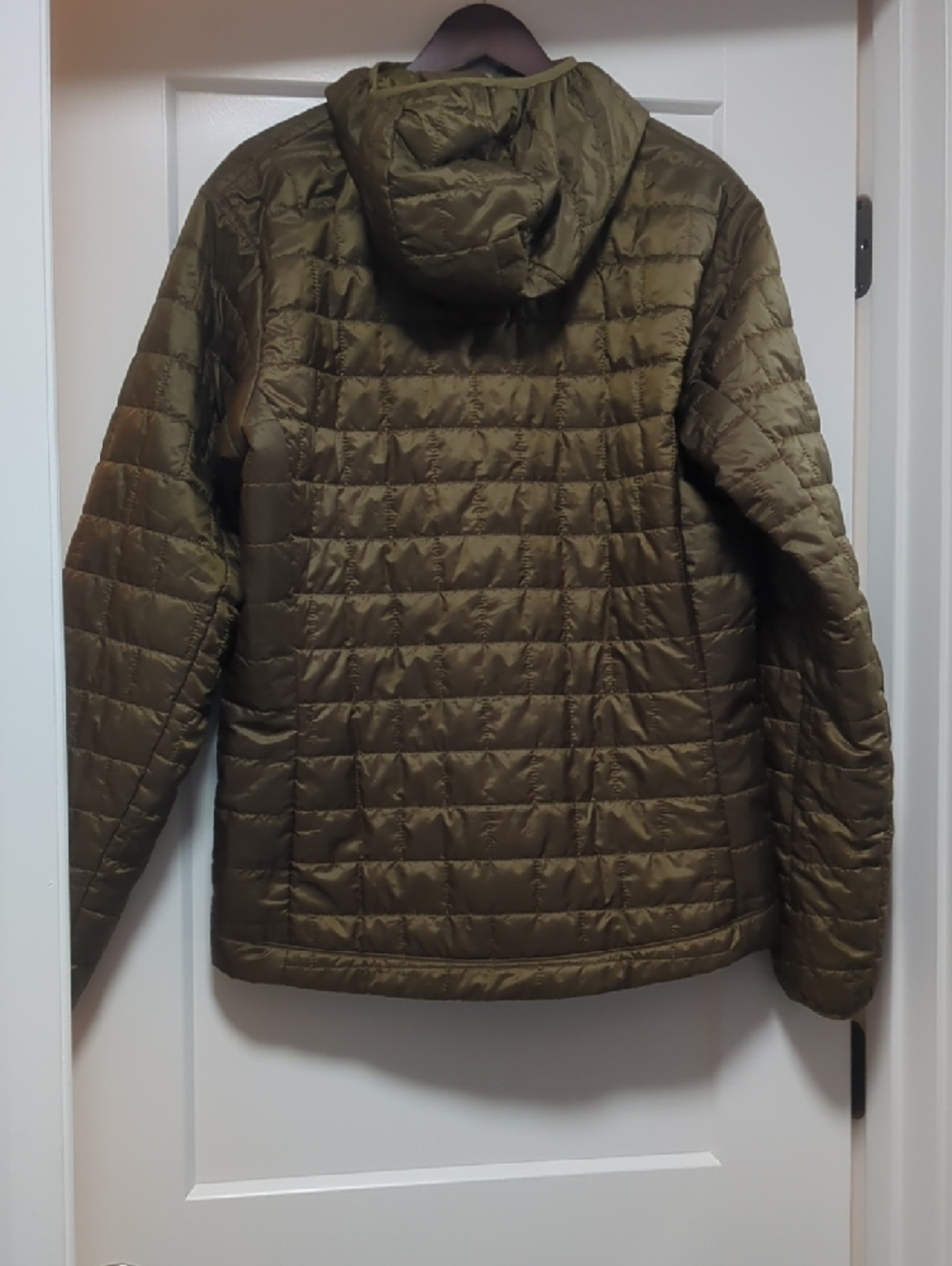 Patagonia Olive Green Hooded Nano Puffer Jacket - Picture 4 of 4
